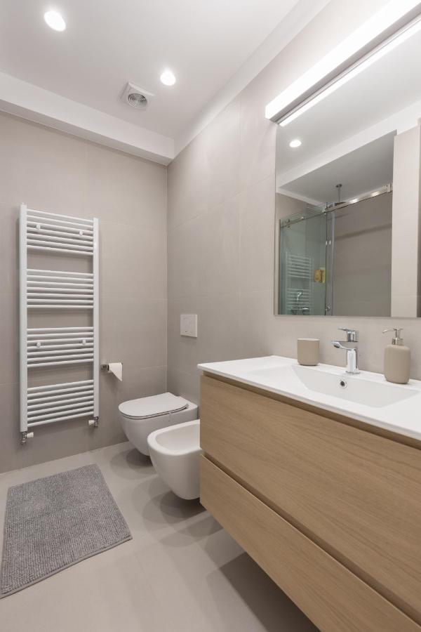 Wonderful Central Athens 2 Bedroom 2 Bath Sleeps 8 Exterior photo